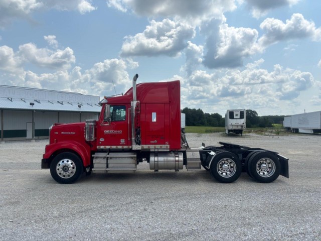 Western Star 4900 SLEEPER - Troy MO