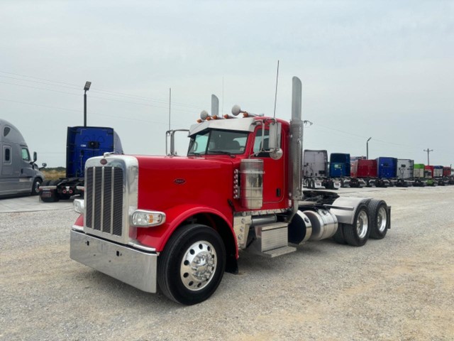 Peterbilt 389 DAY CAB - Troy MO
