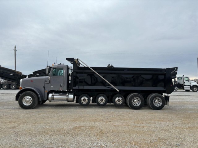 Peterbilt 367 DUMP - Troy MO