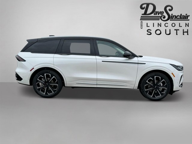 Lincoln Nautilus Vehicle Full-screen Gallery Image 05