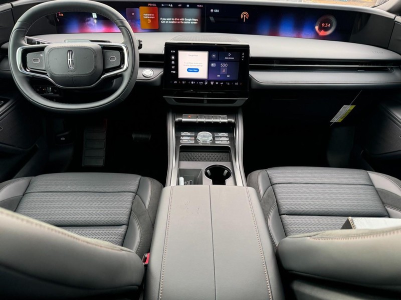 Lincoln Nautilus Vehicle Full-screen Gallery Image 14