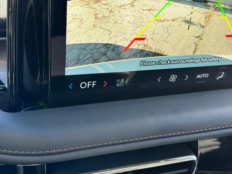 Lincoln Aviator Vehicle Full-screen Gallery Image 25