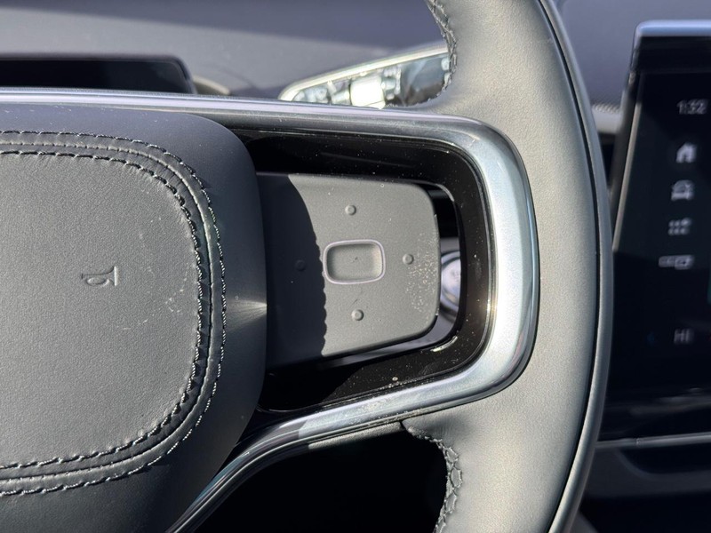 Lincoln Nautilus Vehicle Full-screen Gallery Image 24