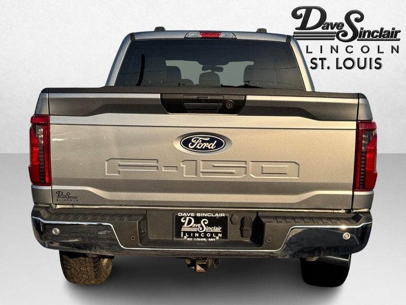 Ford F-150 Vehicle Full-screen Gallery Image 06