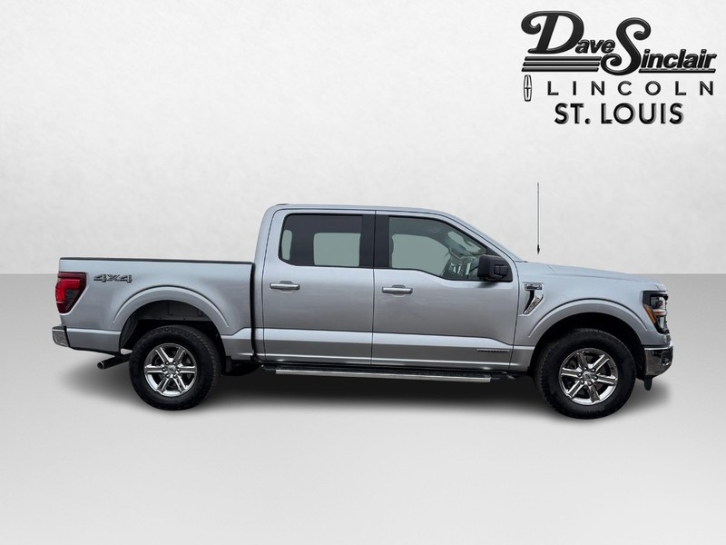 Ford F-150 Vehicle Full-screen Gallery Image 04