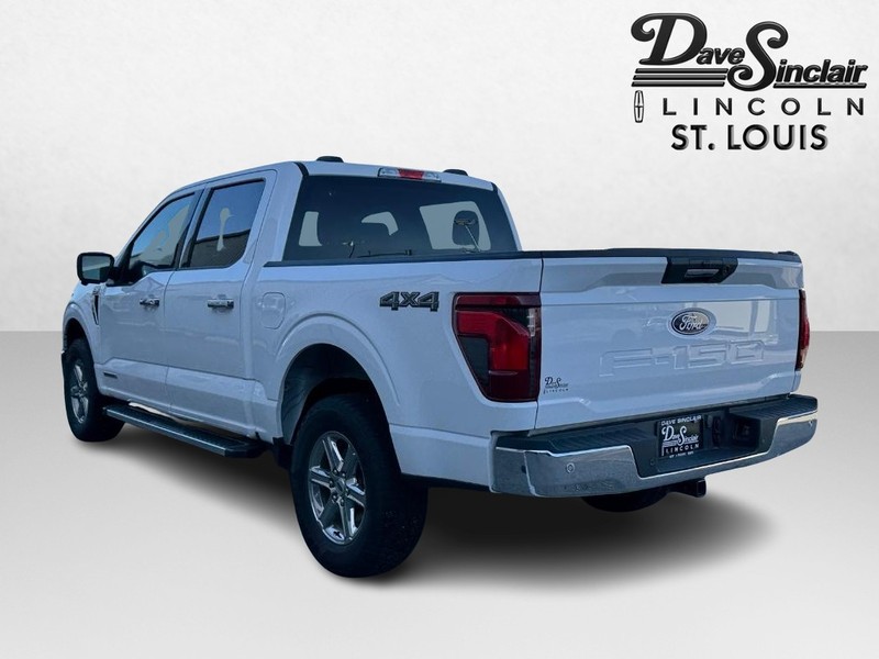Ford F-150 Vehicle Full-screen Gallery Image 07