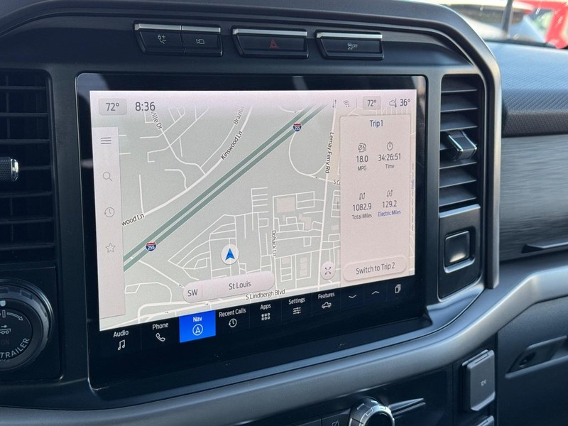 Ford F-150 Vehicle Full-screen Gallery Image 21