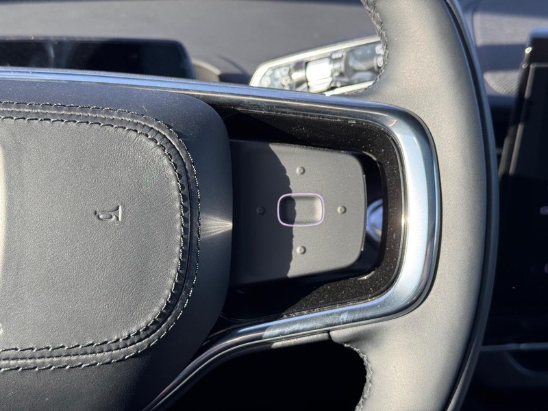 Lincoln Nautilus Vehicle Full-screen Gallery Image 23