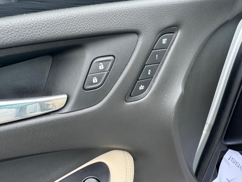 Buick Envision Vehicle Full-screen Gallery Image 20