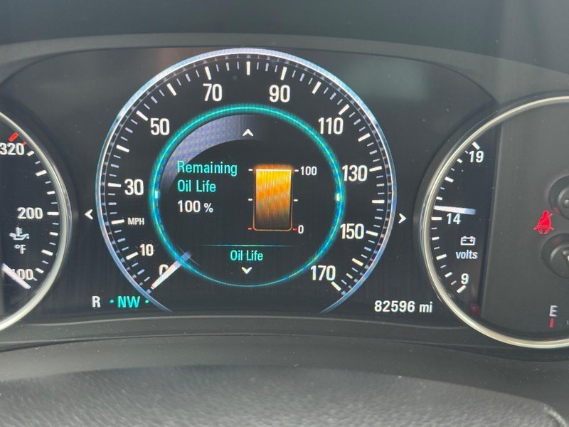 Buick Envision Vehicle Full-screen Gallery Image 26