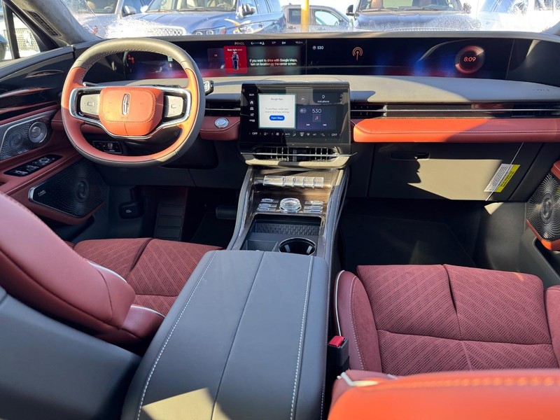 Lincoln Nautilus Vehicle Full-screen Gallery Image 14