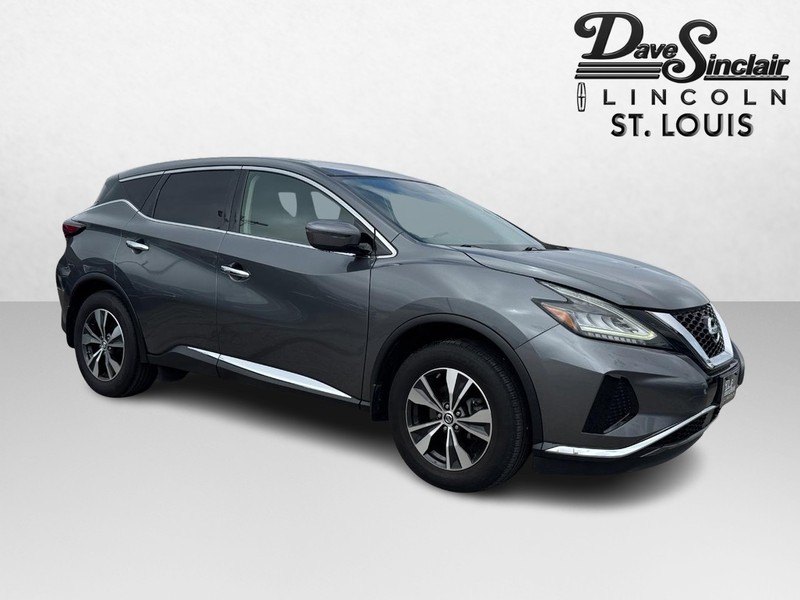 Nissan Murano Vehicle Full-screen Gallery Image 03