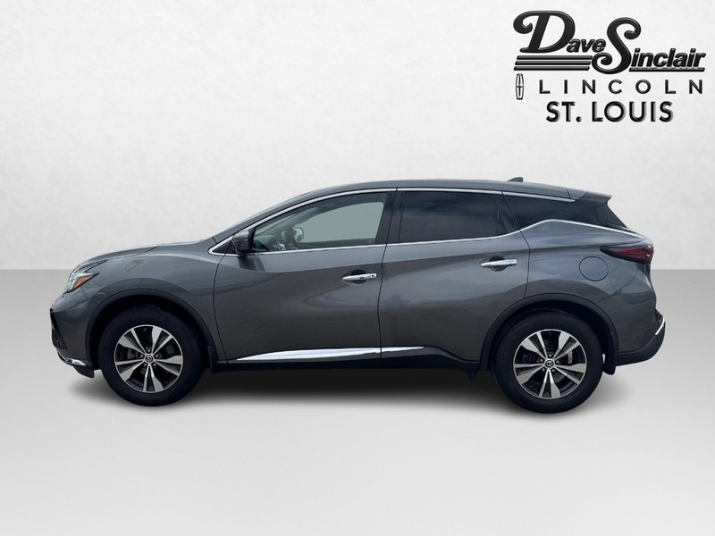 Nissan Murano Vehicle Full-screen Gallery Image 09