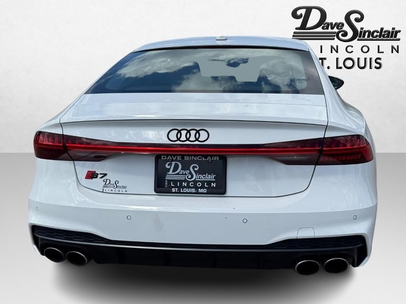 Audi S7 Vehicle Full-screen Gallery Image 06