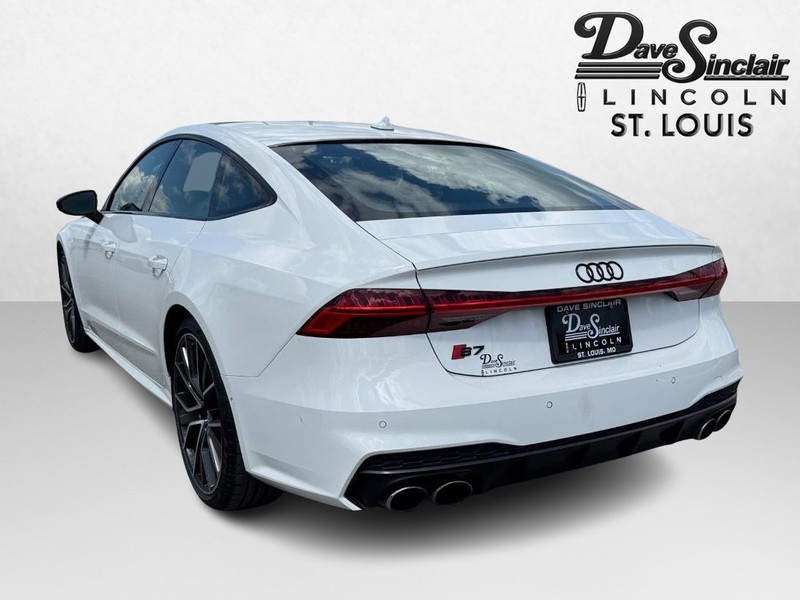 Audi S7 Vehicle Full-screen Gallery Image 07