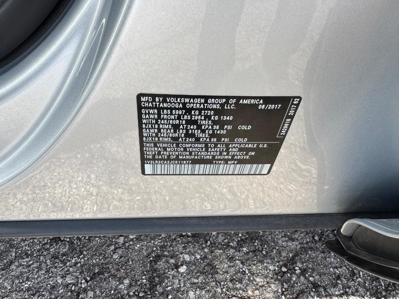 Volkswagen Atlas Vehicle Full-screen Gallery Image 23