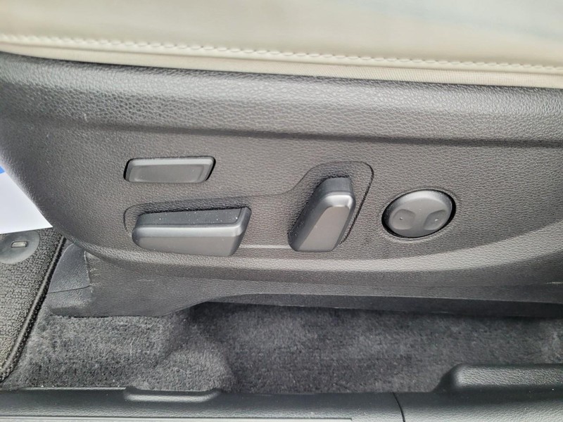 Kia Telluride Vehicle Full-screen Gallery Image 19