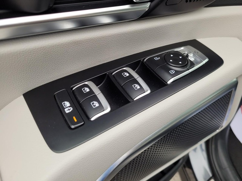 Kia Telluride Vehicle Full-screen Gallery Image 20