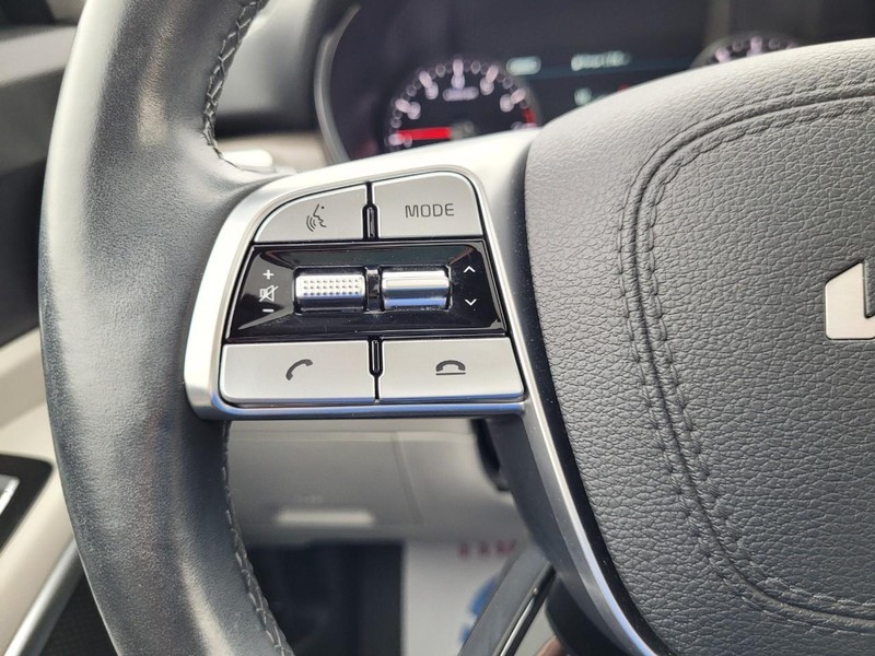 Kia Telluride Vehicle Full-screen Gallery Image 22