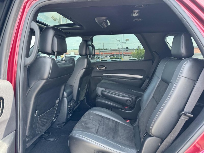 Dodge Durango Vehicle Full-screen Gallery Image 11