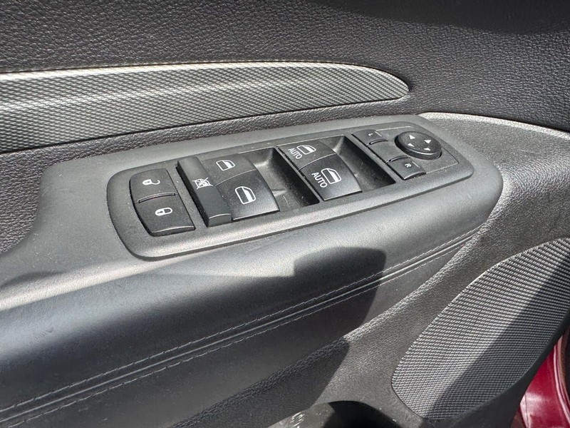Dodge Durango Vehicle Full-screen Gallery Image 20
