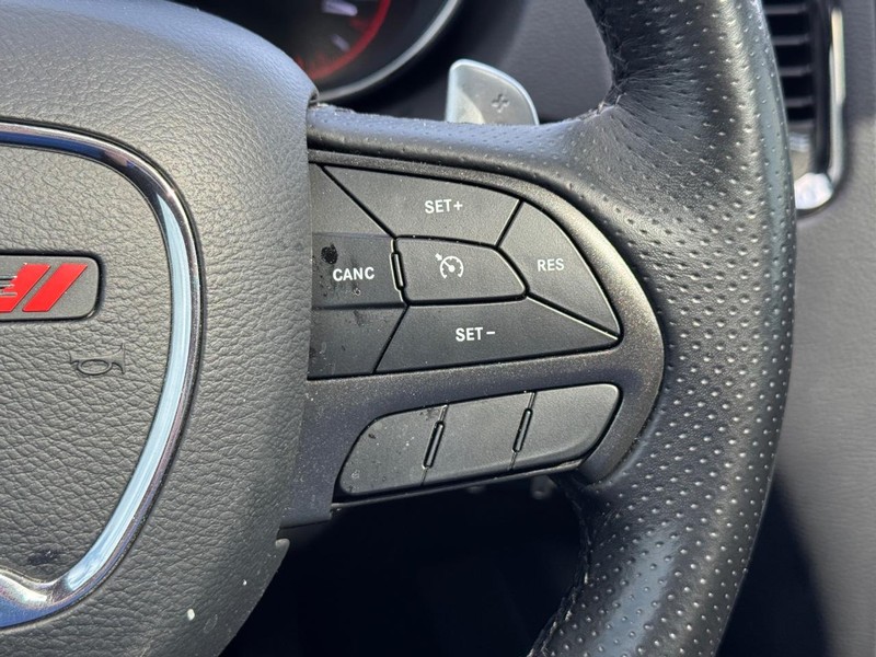 Dodge Durango Vehicle Full-screen Gallery Image 24