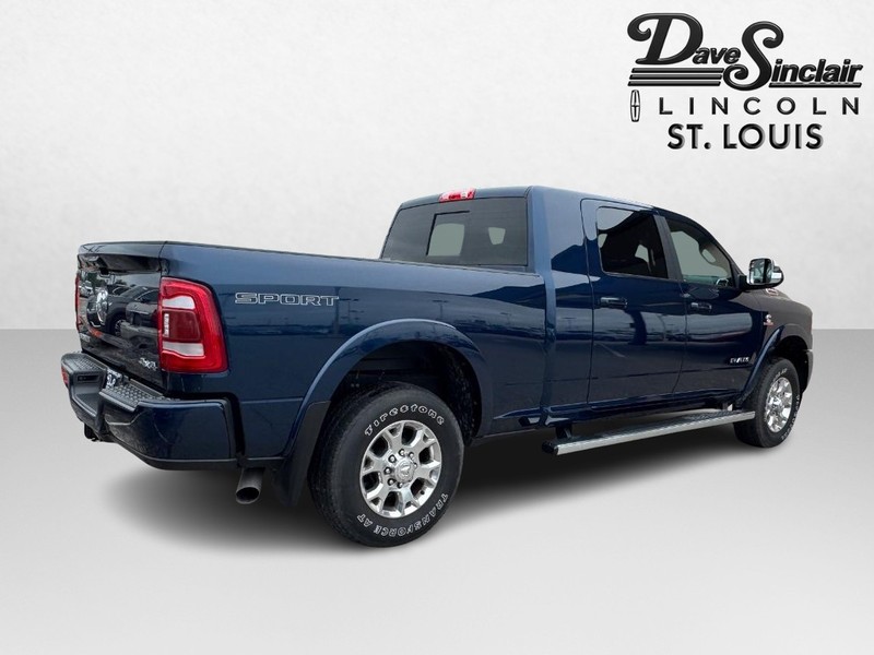 Ram 2500 Vehicle Full-screen Gallery Image 05