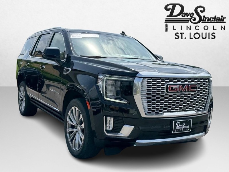 GMC Yukon Vehicle Full-screen Gallery Image 03