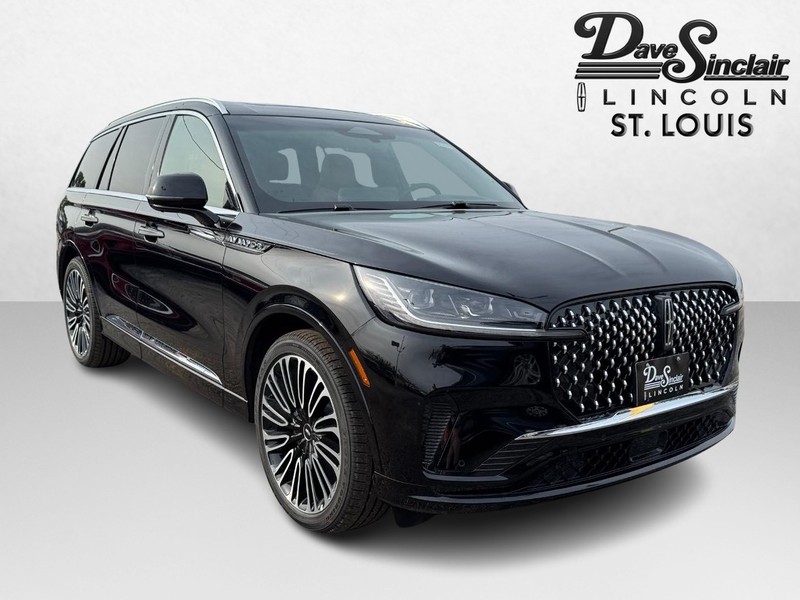 Lincoln Aviator Vehicle Full-screen Gallery Image 03