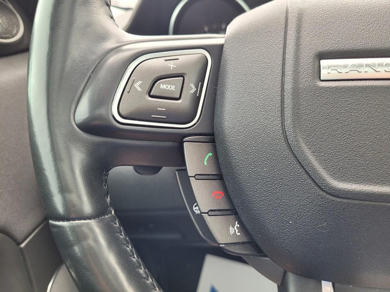 Land Rover Range Rover Evoque Vehicle Full-screen Gallery Image 21