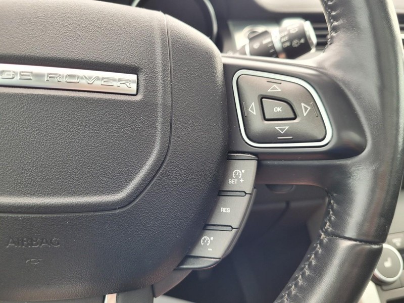 Land Rover Range Rover Evoque Vehicle Full-screen Gallery Image 22