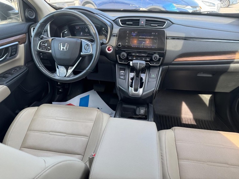 Honda CR-V Vehicle Full-screen Gallery Image 15
