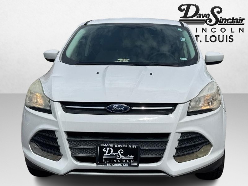 Ford Escape Vehicle Full-screen Gallery Image 02