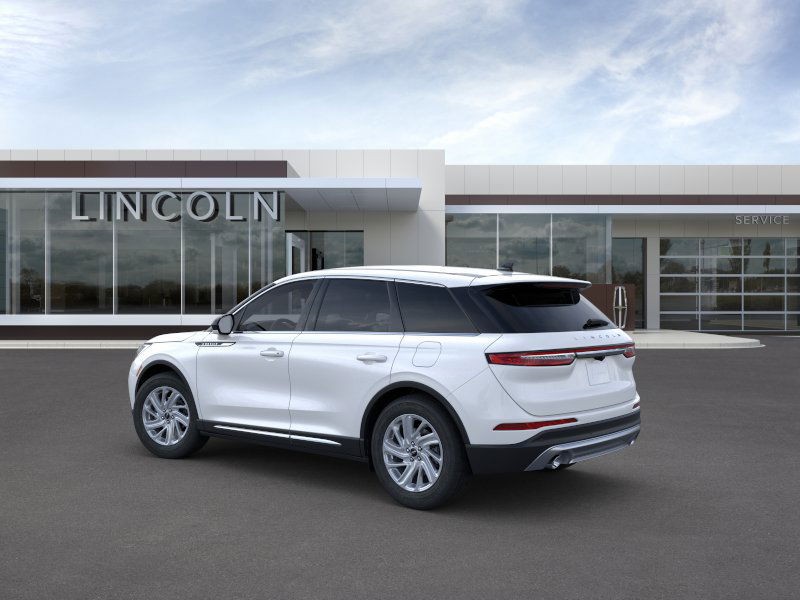 Lincoln Corsair Vehicle Full-screen Gallery Image 04