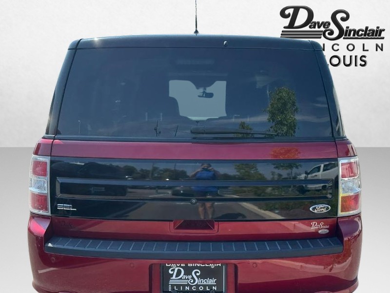 Ford Flex Vehicle Full-screen Gallery Image 06