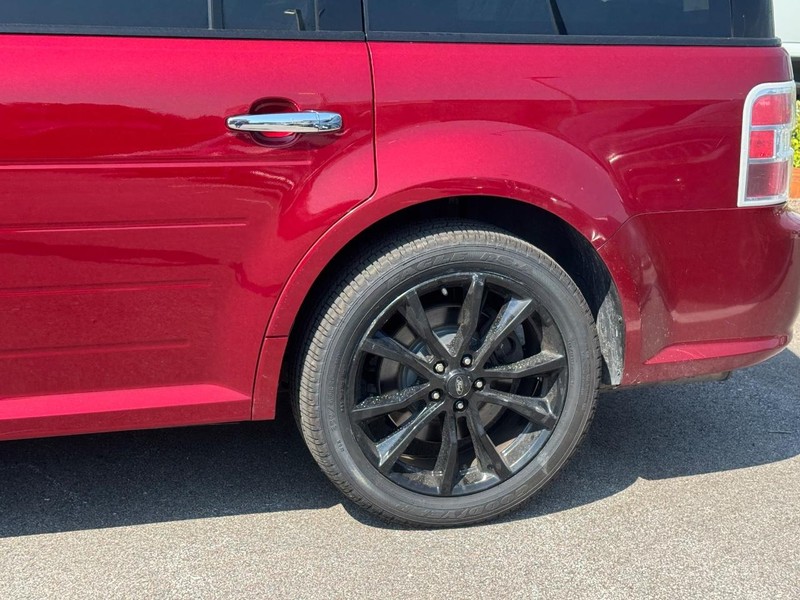 Ford Flex Vehicle Full-screen Gallery Image 10