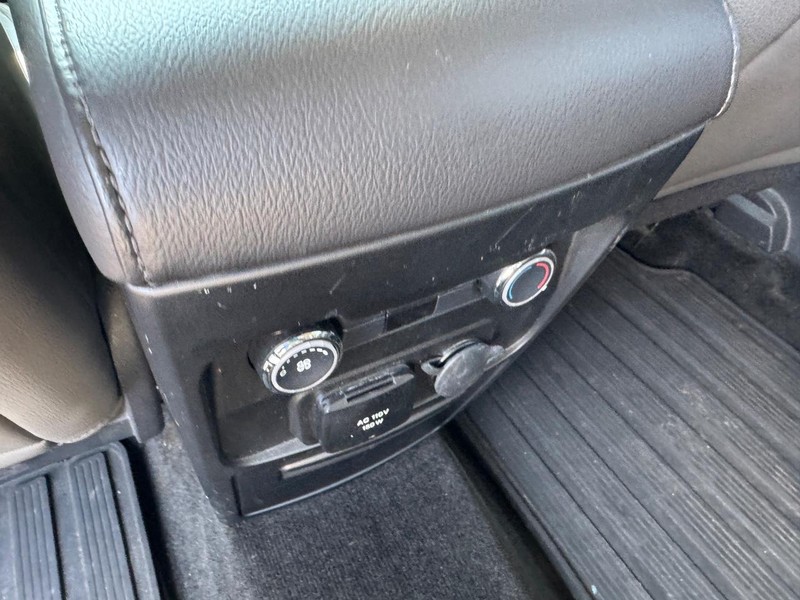 Ford Flex Vehicle Full-screen Gallery Image 13