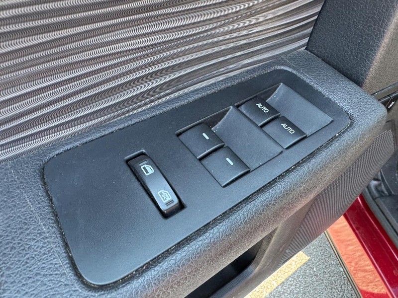 Ford Flex Vehicle Full-screen Gallery Image 19