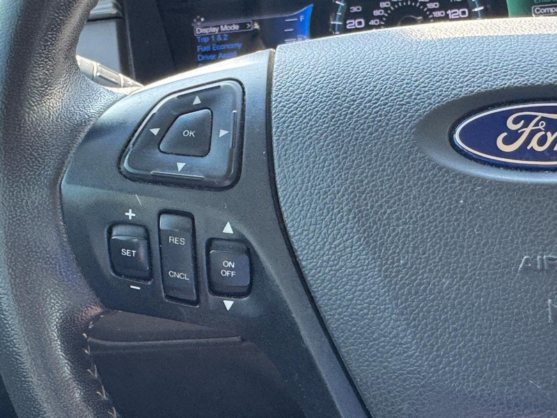 Ford Flex Vehicle Full-screen Gallery Image 22