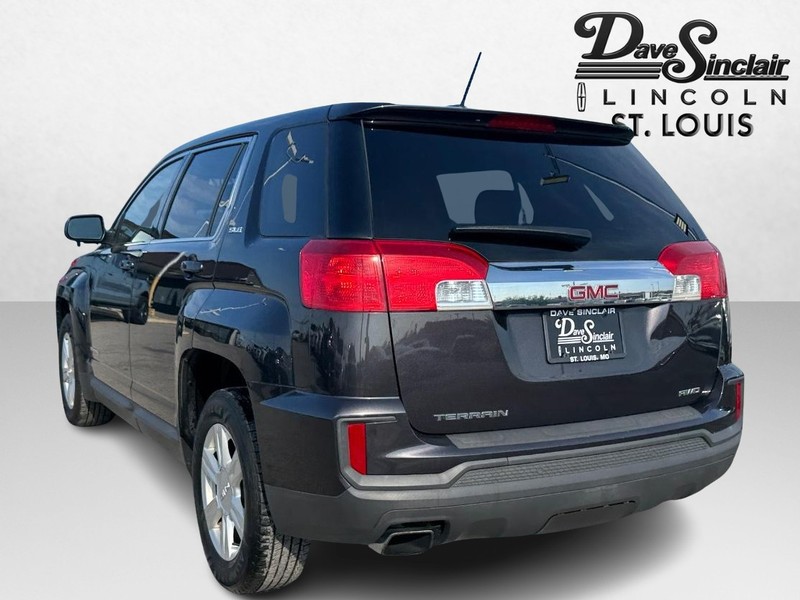 GMC Terrain Vehicle Full-screen Gallery Image 07
