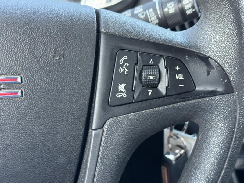 GMC Terrain Vehicle Full-screen Gallery Image 18