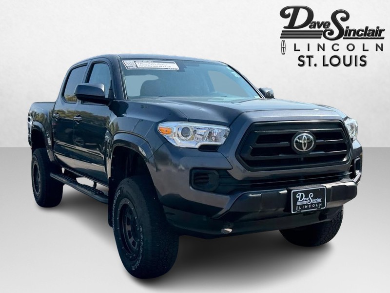 Toyota Tacoma 4WD Vehicle Full-screen Gallery Image 03