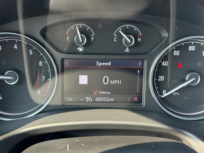 Buick Enclave Vehicle Full-screen Gallery Image 27
