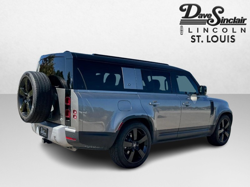 Land Rover Defender Vehicle Full-screen Gallery Image 05