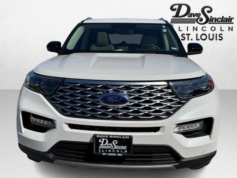 Ford Explorer Vehicle Full-screen Gallery Image 02