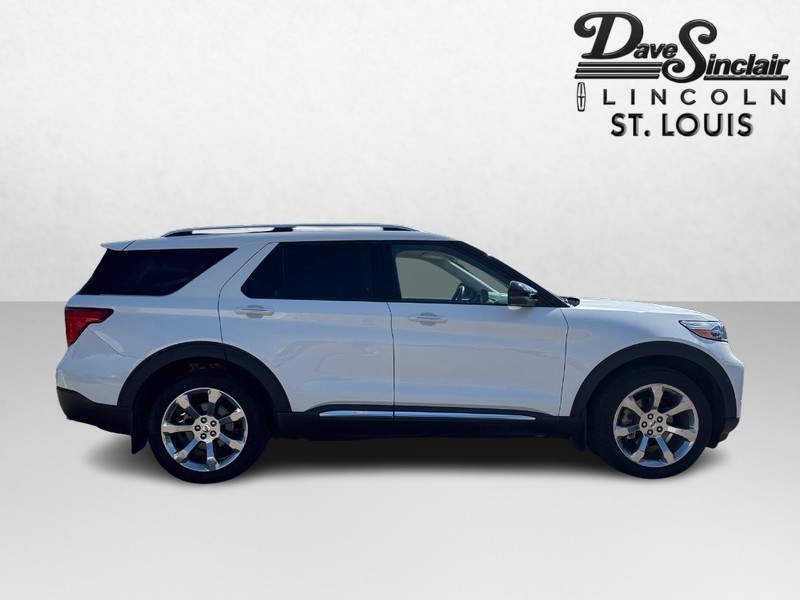 Ford Explorer Vehicle Full-screen Gallery Image 04