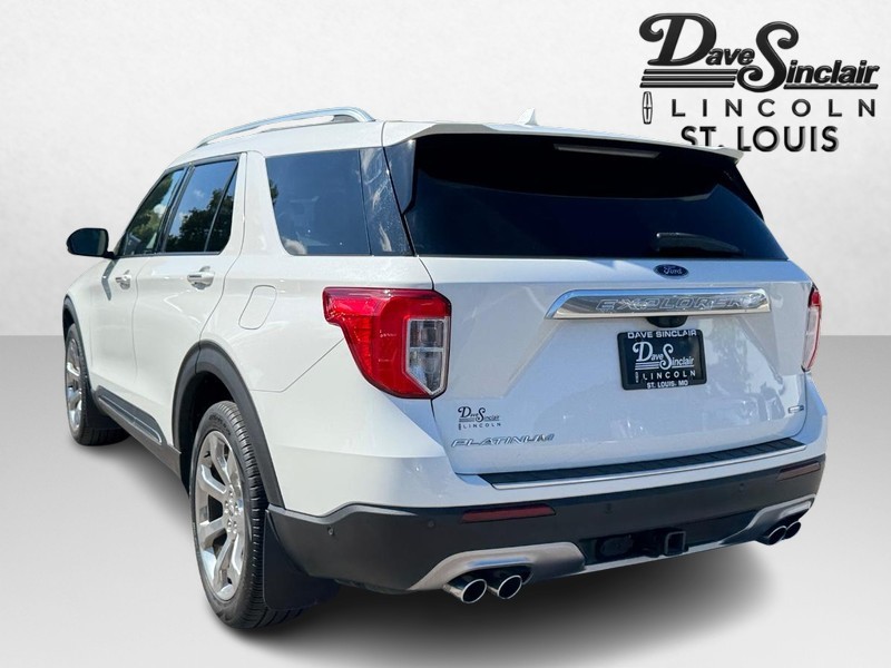 Ford Explorer Vehicle Full-screen Gallery Image 07