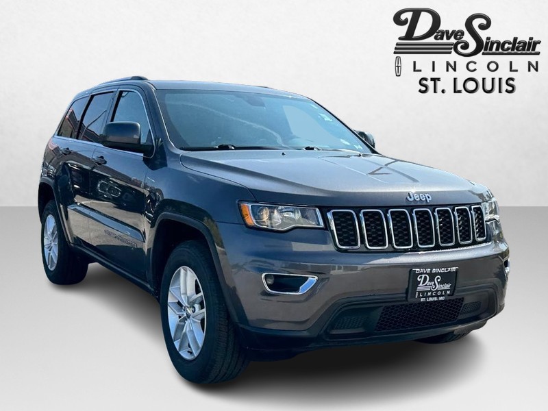 Jeep Grand Cherokee Vehicle Full-screen Gallery Image 03