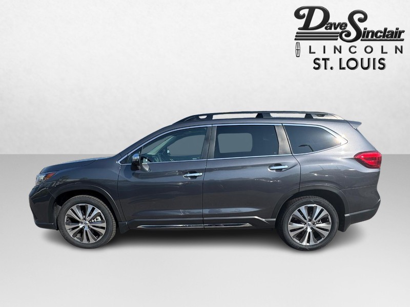 Subaru Ascent Vehicle Full-screen Gallery Image 09