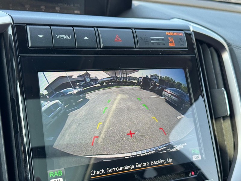 Subaru Ascent Vehicle Full-screen Gallery Image 26